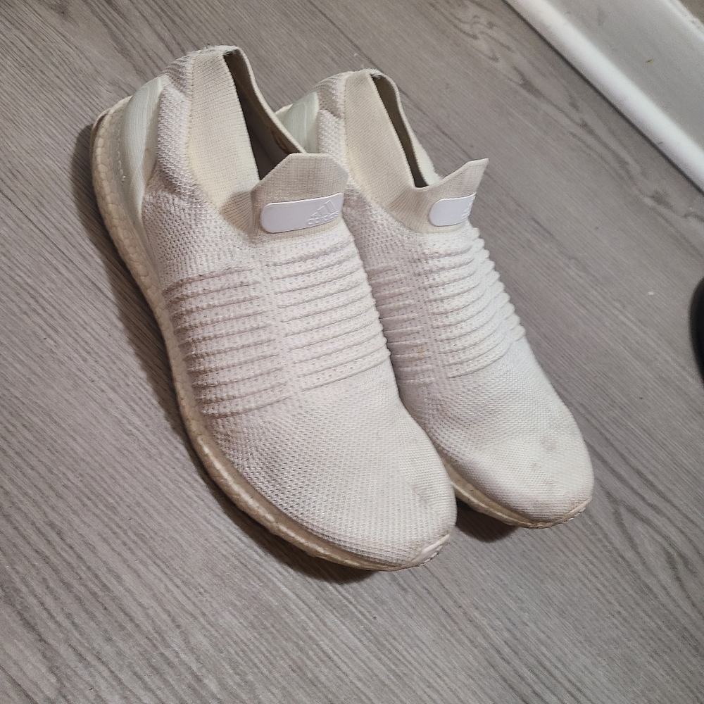 *SOLD* Adidas Ultraboost